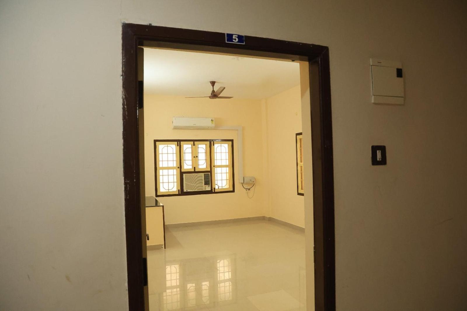 Official Sripuram Golden Temple Guest House Vellore Exterior foto